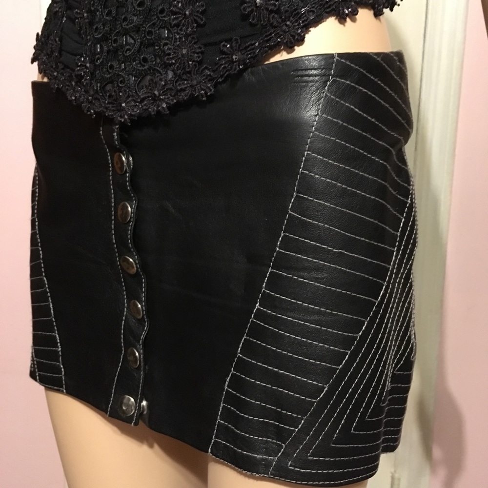 Custom made butter Leather Mini Skirt - Picture 2 of 9